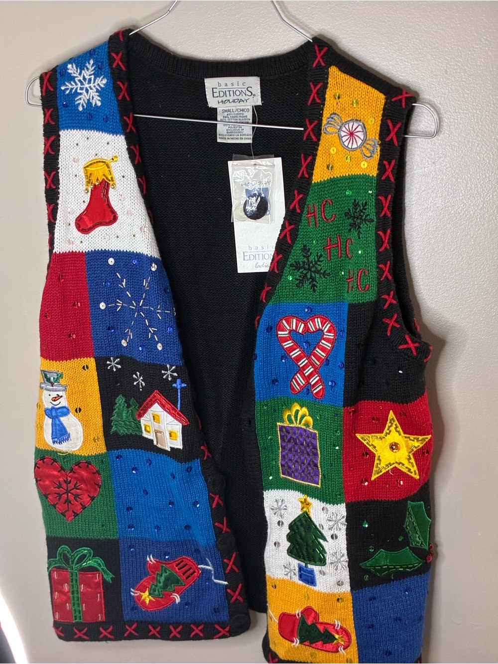 Basic Editions Black Multicolor Patchwork Holiday Vest